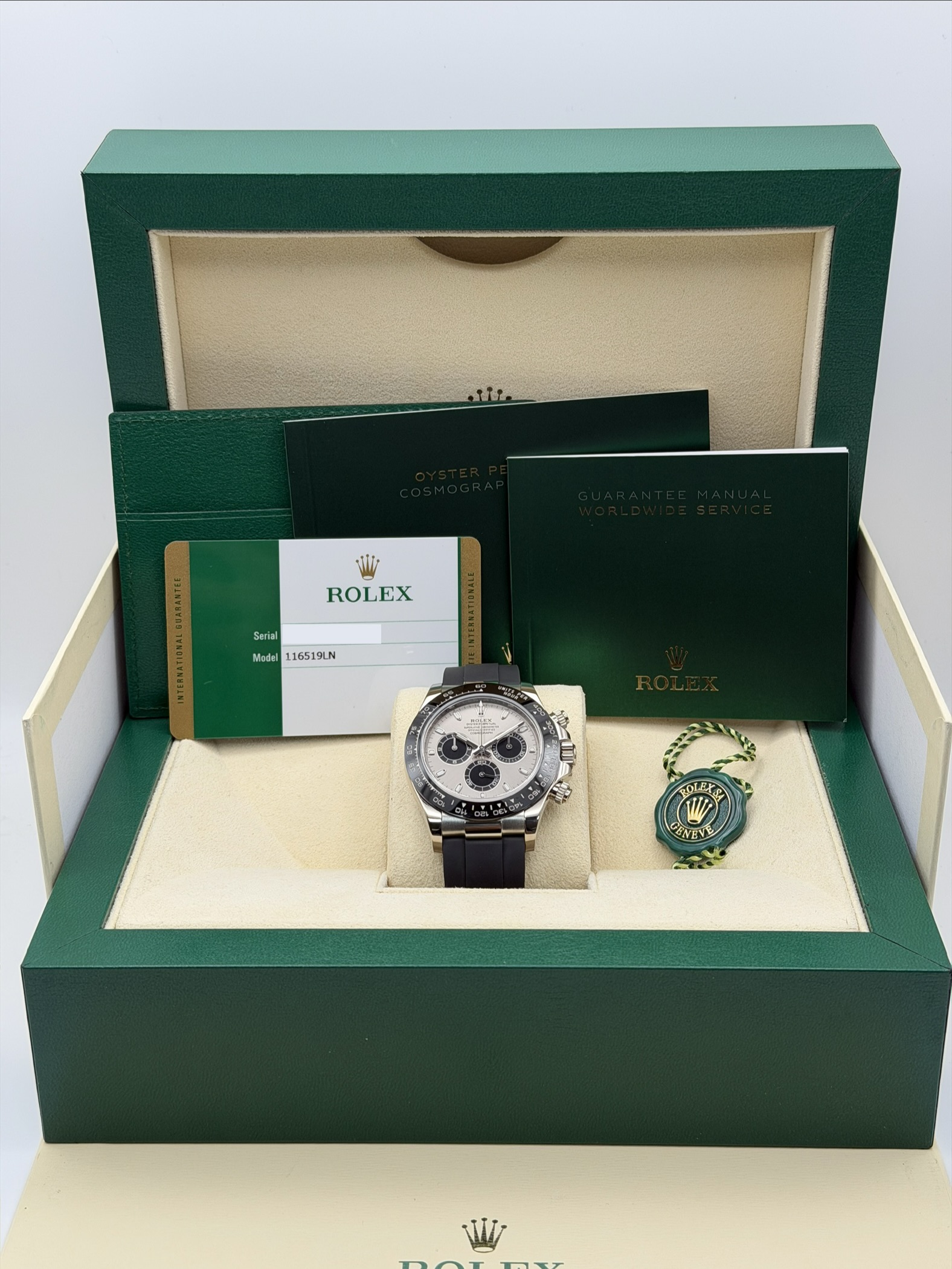 2018 Rolex Daytona 40mm White Gold 116519LN — image 9