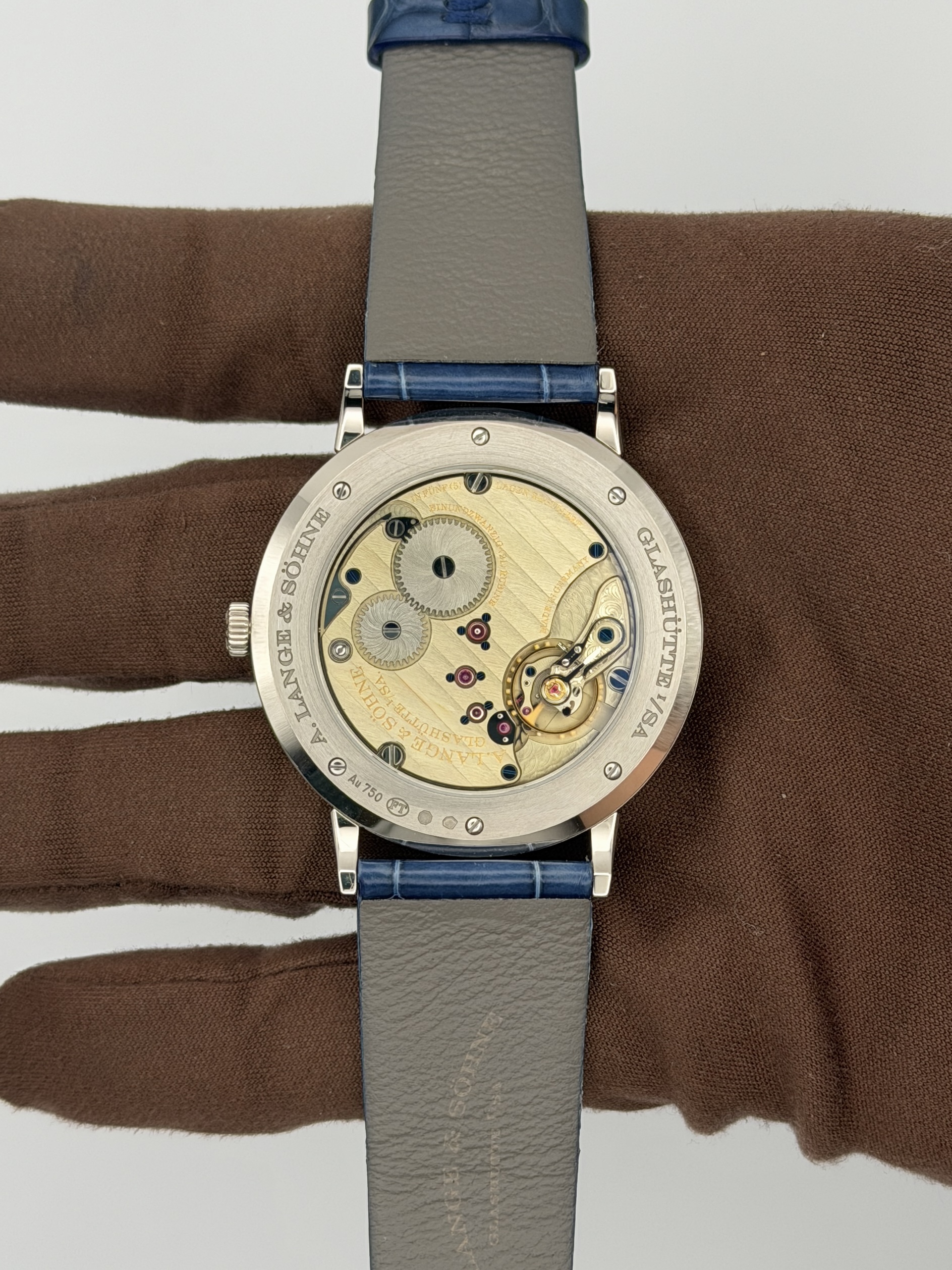 2021 A. Lange & Sohne Saxonia Thin 39mm White Gold 205.086/LSLS2053AX — image 4