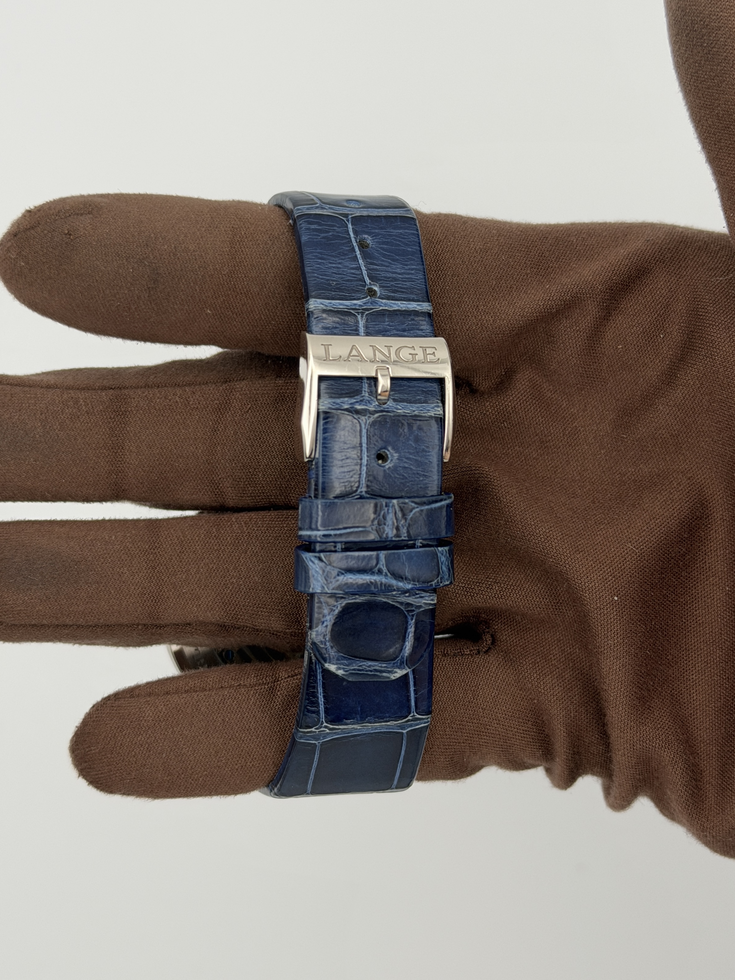 2021 A. Lange & Sohne Saxonia Thin 39mm White Gold 205.086/LSLS2053AX — image 7