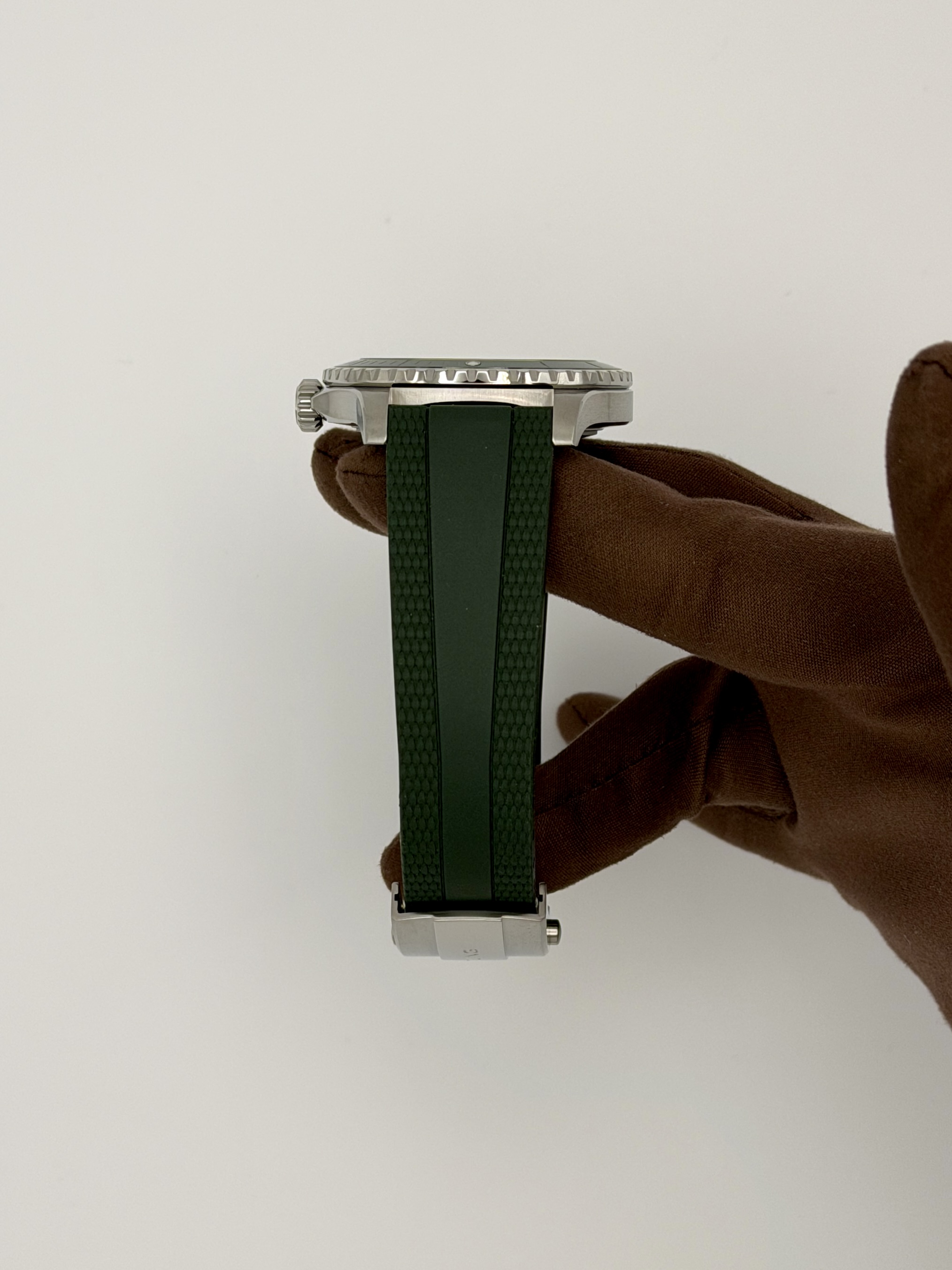 2026 Breitling Superocean Automatic 44mm Stainless Steel A17376A31L1S1 — image 6