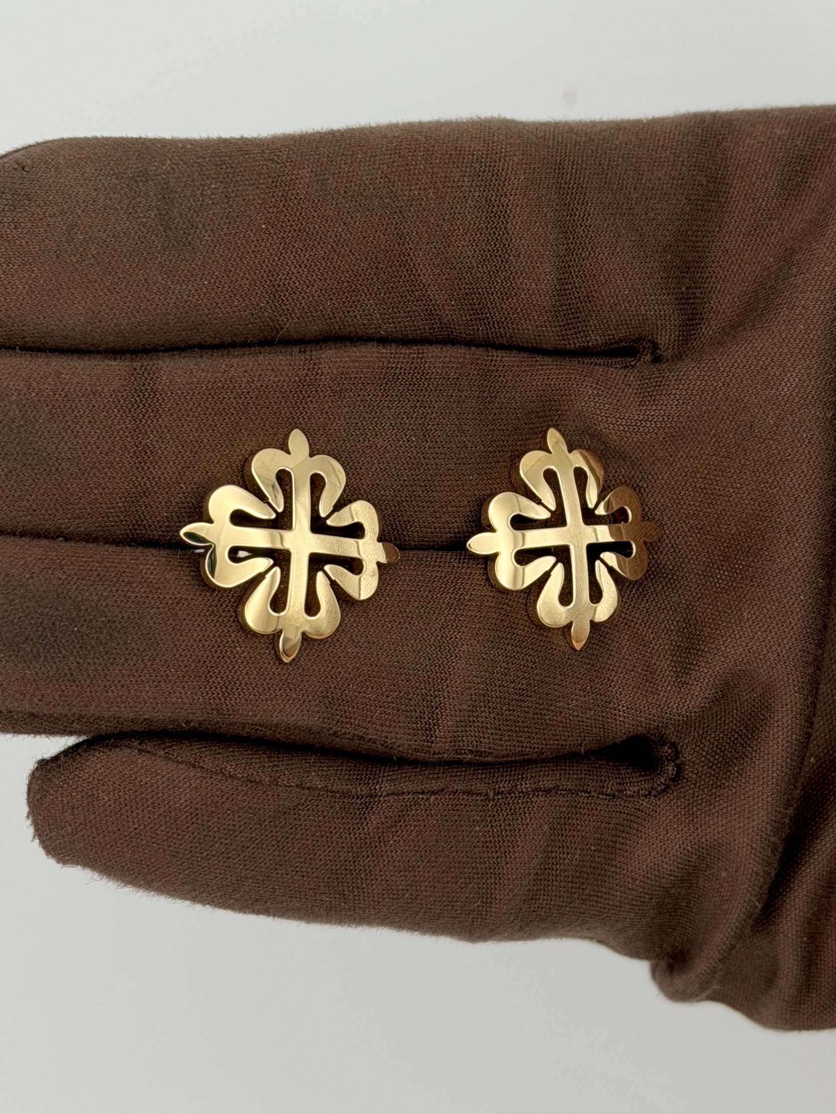 2026 Patek Philippe Calatrava Cuff Links Yellow Gold 205.9083J3-001 — image 1