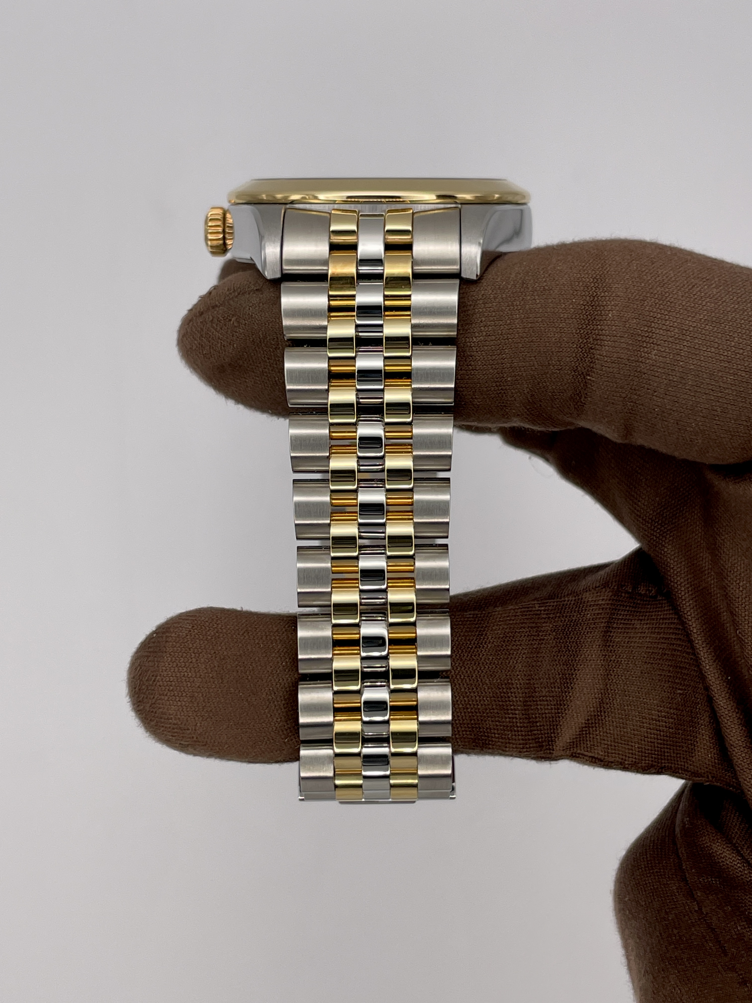 2025 Tudor Black Bay One 36mm Stainless Steel/Yellow Gold m79643-0002 — image 6